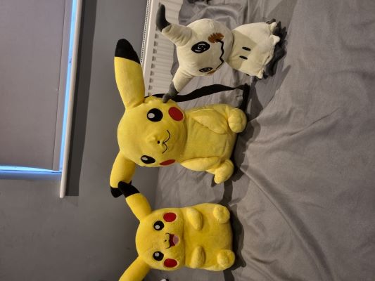 Pika Trio! (wait thats not a pikachu)